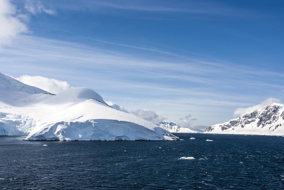 Antarctic Peninsula ice sheets melting  Global warming