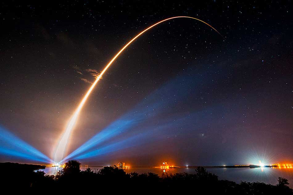 The Atlas V rocket carrying MUOS-3 creates a streak of light in this long-exposure view of its launch from Florida's Cape Canaveral Air Force Station in Florida on Jan. 20, 2015. Credit: Credit: United Launch Alliance