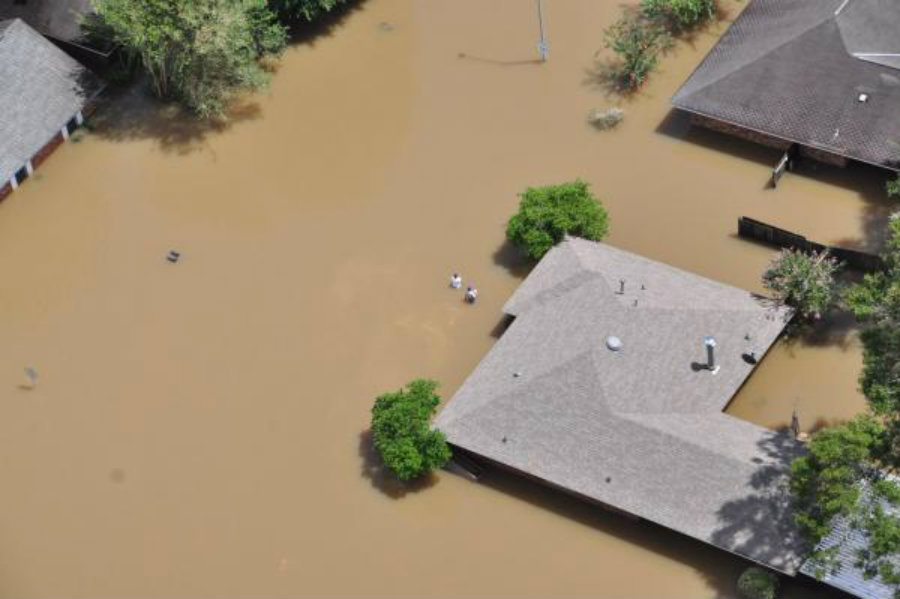 Louisiana saw more than 40 000 homes destroyed, leaving numerous families deserted in their hometowns. Photo credit: Melissa Leake / U.S. Coast Guard / UPI