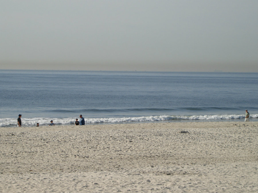 Around 6:30 p.m on Monday night, authorities received information of three men drowning at Ocean Beach Park in Long Beach waters. Photo credit: Best In Beach