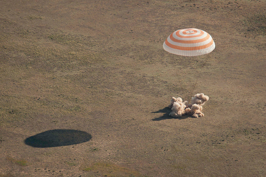 The landing went smoothly, with NASA spokesman Dan Huot calling it “picturesque." Photo credit: Spacefacts.de