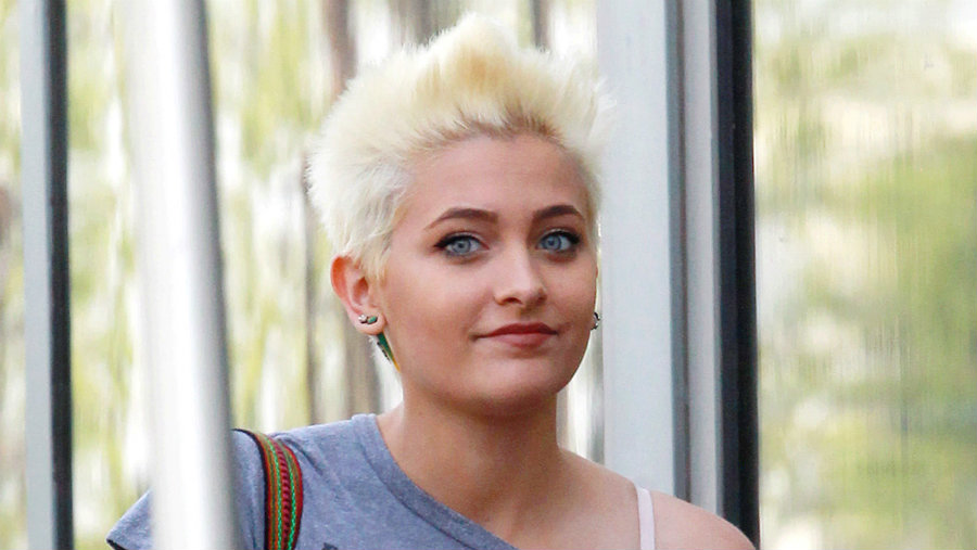 Michael Jackson’s daughter, Paris Jackson, visited Thursday her childhood house, the Neverland Ranch. Photo credit: Today Parents