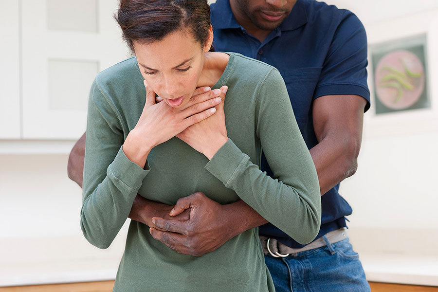 heimlich-maneuver