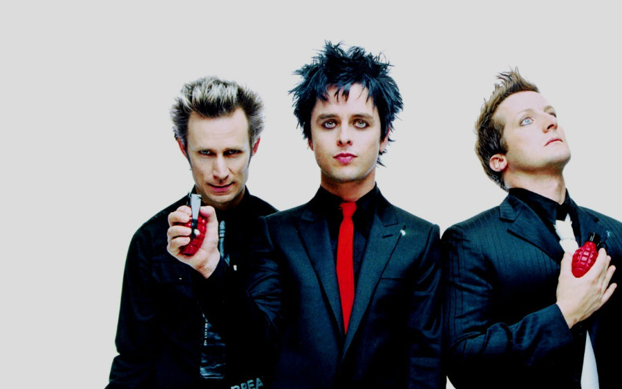 Green Day just released a new video for their “Troubled Times” song, in which they express their opinion about Donald Trump. Photo credit: Mundo TKM