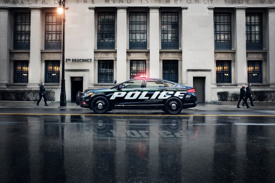 Police-Responder-Hybrid-Sedan-1