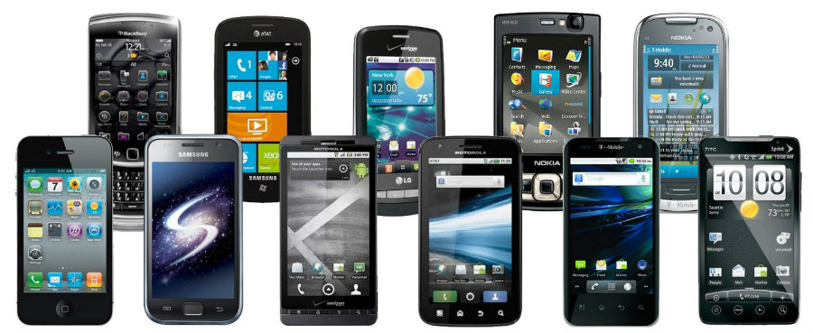 Scientific studies have not come to an agreement on whether mobile phone use poses health risks to humans. Image credit: Gadgetadda.com / Shareyouressays.com