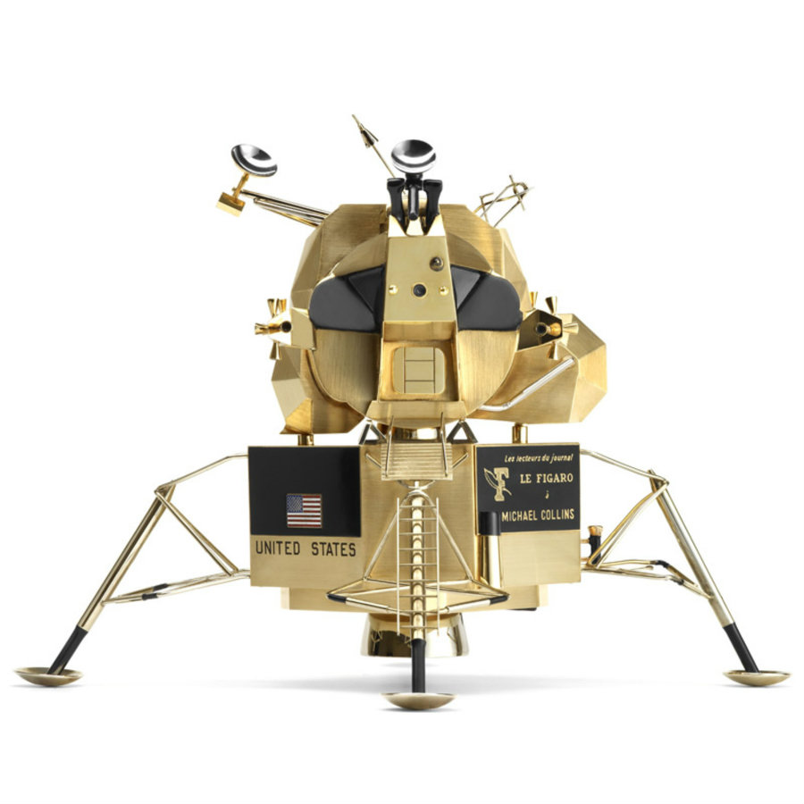 The solid gold replicas were given as a gift to Armstrong, Aldrin, and Collins. Image credit: Cool Hunting