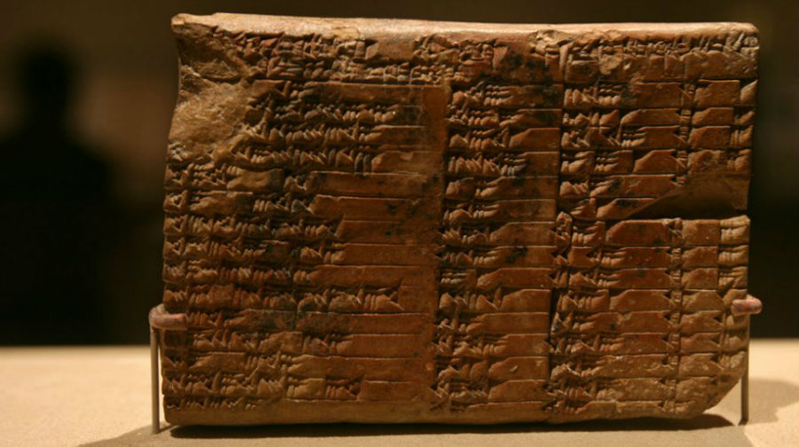 The clay tablet is believed to be about 3700 years old. Image credit: Flickr / Yahoo! News