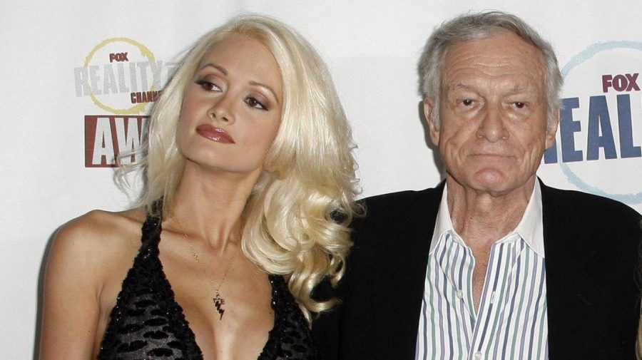 Holly Madison and Hugh Hefner. Image credit: Vanitatis