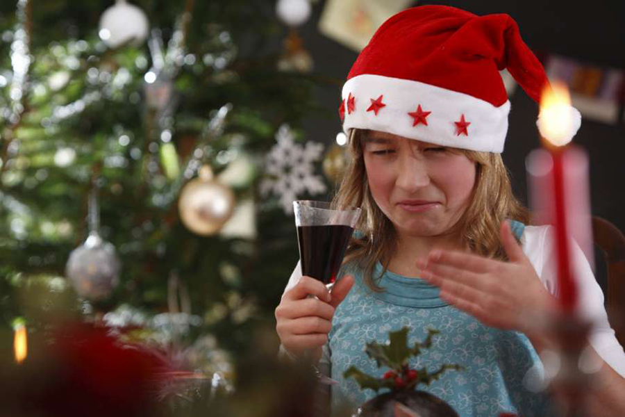 Teenagers drinking alcohol, United Kingdom, Parents giving liquor to their kids