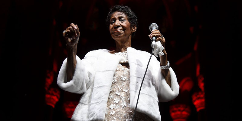 Aretha Franklin battles for her life