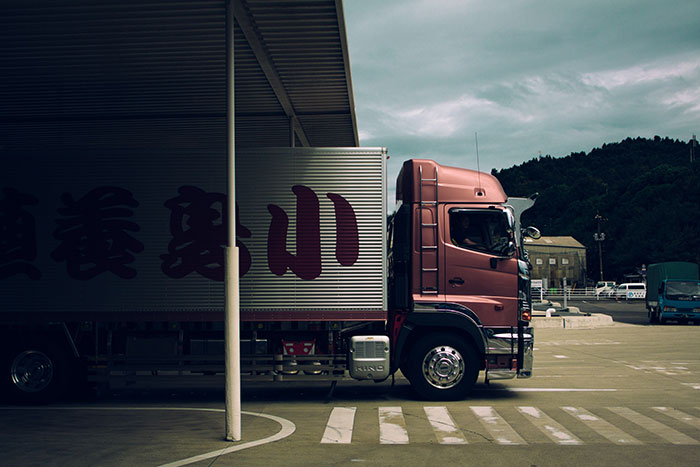 The Cost of Cross-Border Freight Shipping in Canada and the US: More Economical Than Ever