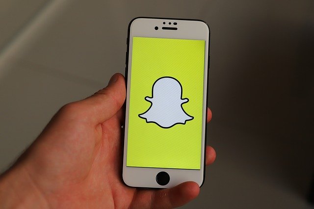 Snapchat Removes Speed Filter Linked To Reckless Driving and Car Crashes