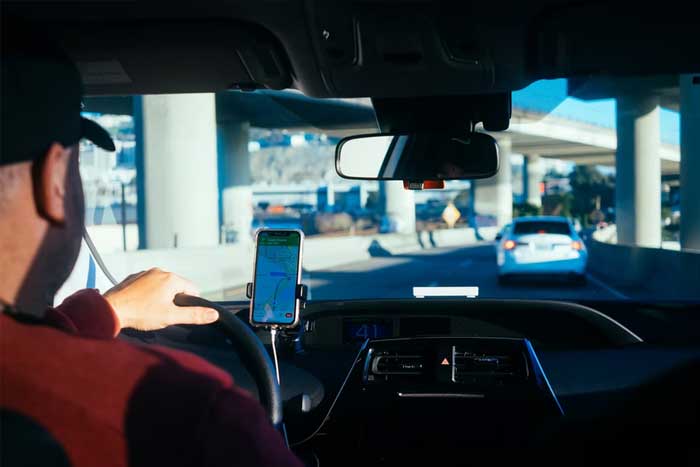 Want To Work As A Driver? Here Are Some Useful Tips