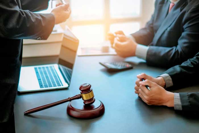 Margarita Howard of HX5 Offers Insights on Mastering Complex Government Contracts