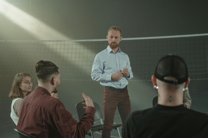 Effective Communication: Philip Baquie Offers Tips for Clear and Impactful Conversations